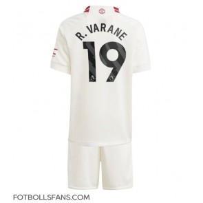 Manchester United Raphael Varane #19 Replika Tredje Tröja Barn 2023-24 Kortärmad (+ Korta byxor)